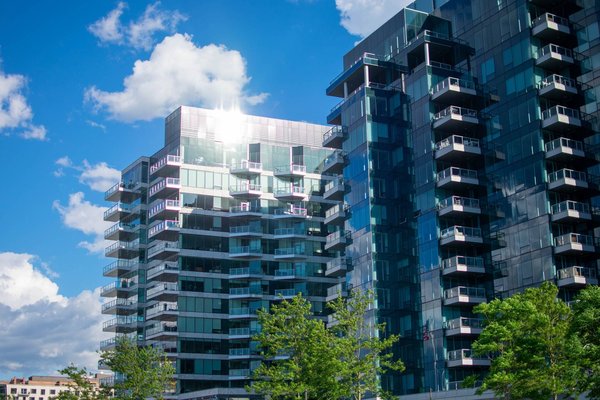 Quels sont les prix moyens des appartements à vendre à Ecully ?